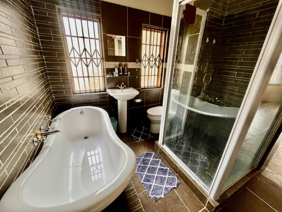 3 Bedroom Property for Sale in Herlear Northern Cape